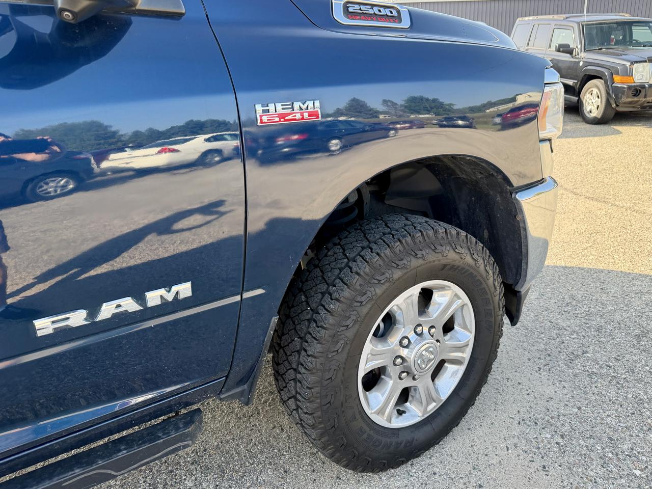 RAM 2500 Tradesman Crew Cab SWB 4WD 2022