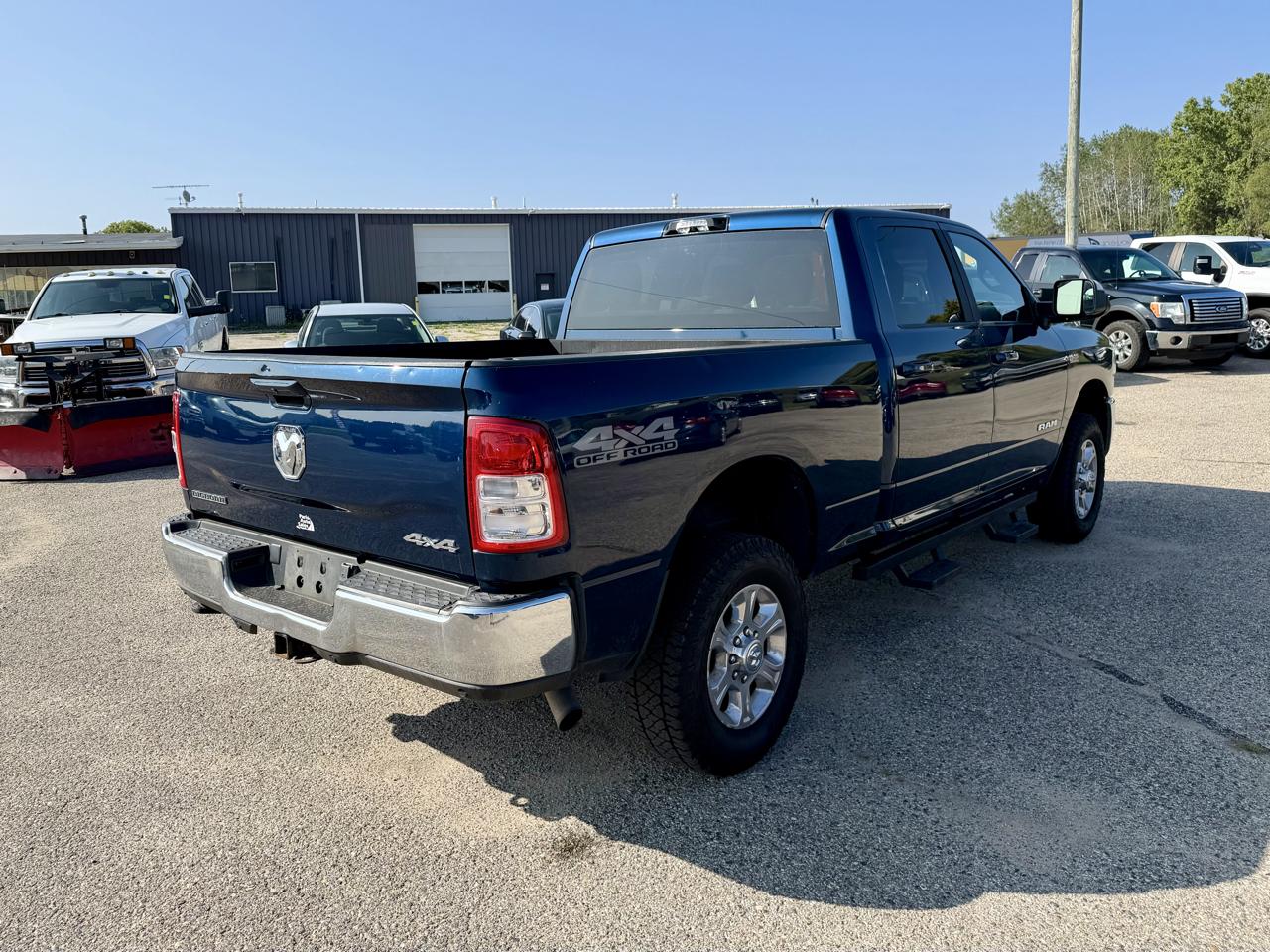 RAM 2500 Tradesman Crew Cab SWB 4WD 2022