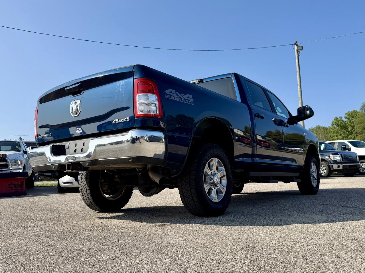 RAM 2500 Tradesman Crew Cab SWB 4WD 2022