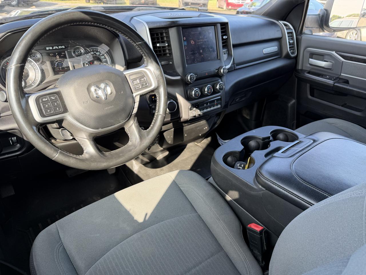 RAM 2500 Tradesman Crew Cab SWB 4WD 2022