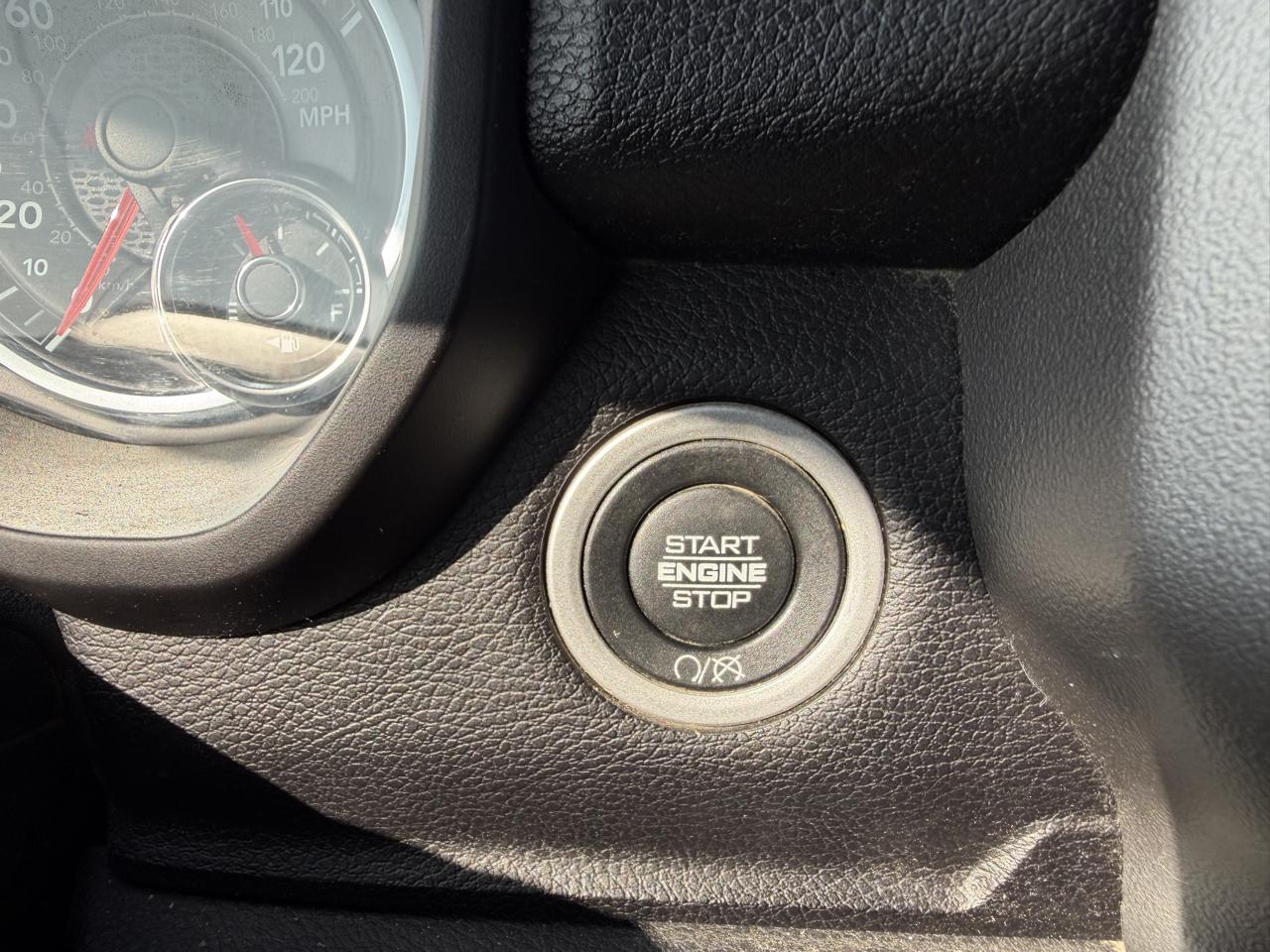 RAM 2500 Tradesman Crew Cab SWB 4WD 2022