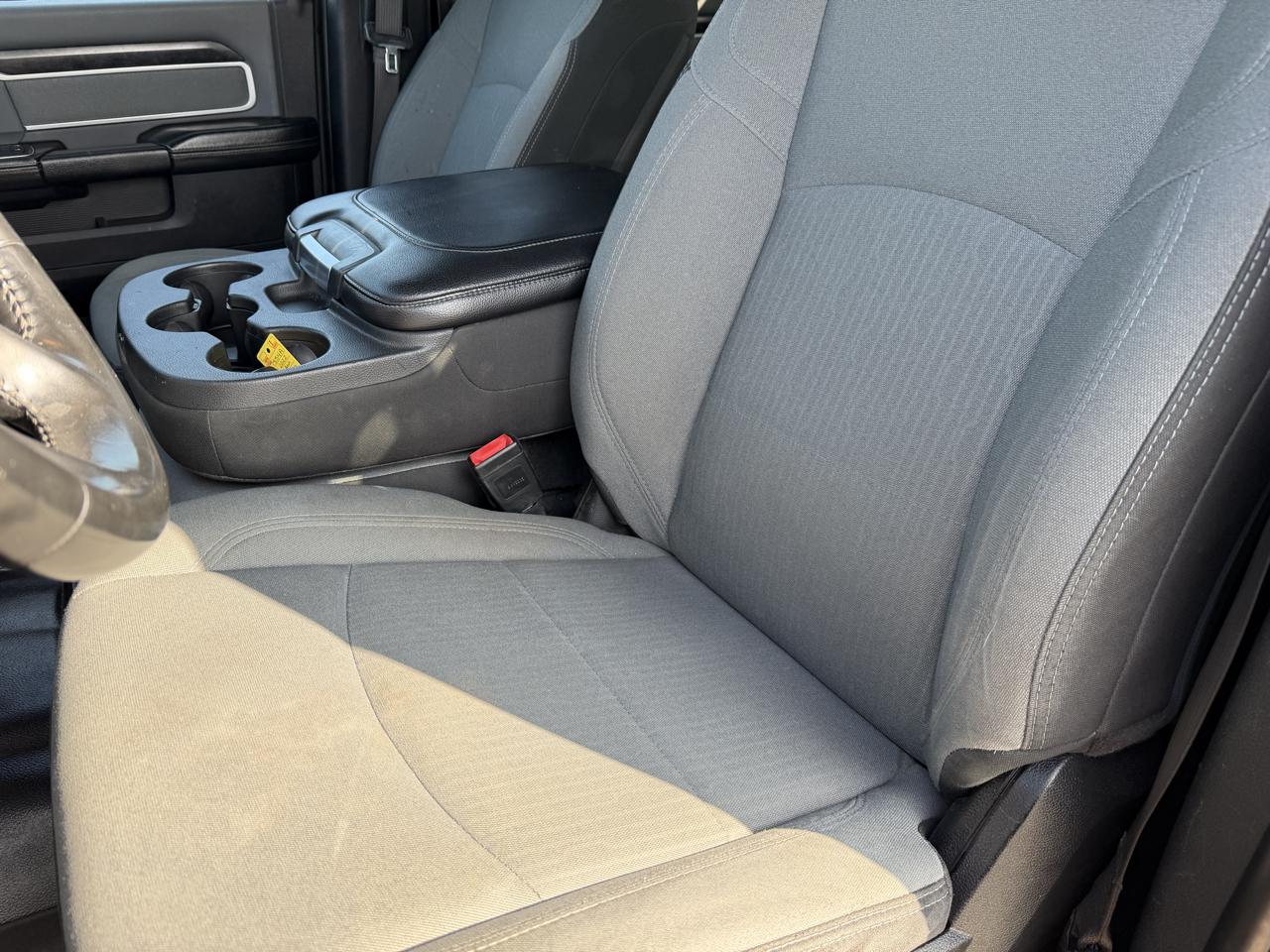 RAM 2500 Tradesman Crew Cab SWB 4WD 2022