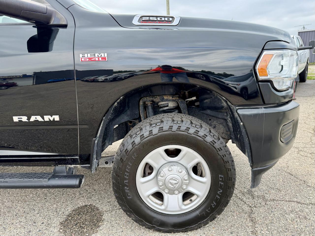 RAM 2500 Tradesman Crew Cab LWB 4WD 2022