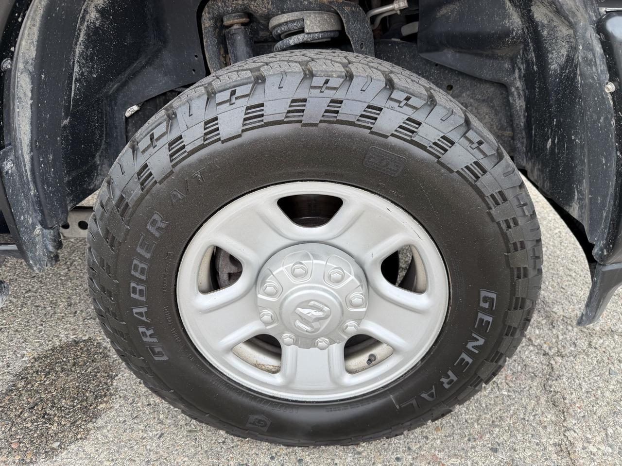 RAM 2500 Tradesman Crew Cab LWB 4WD 2022