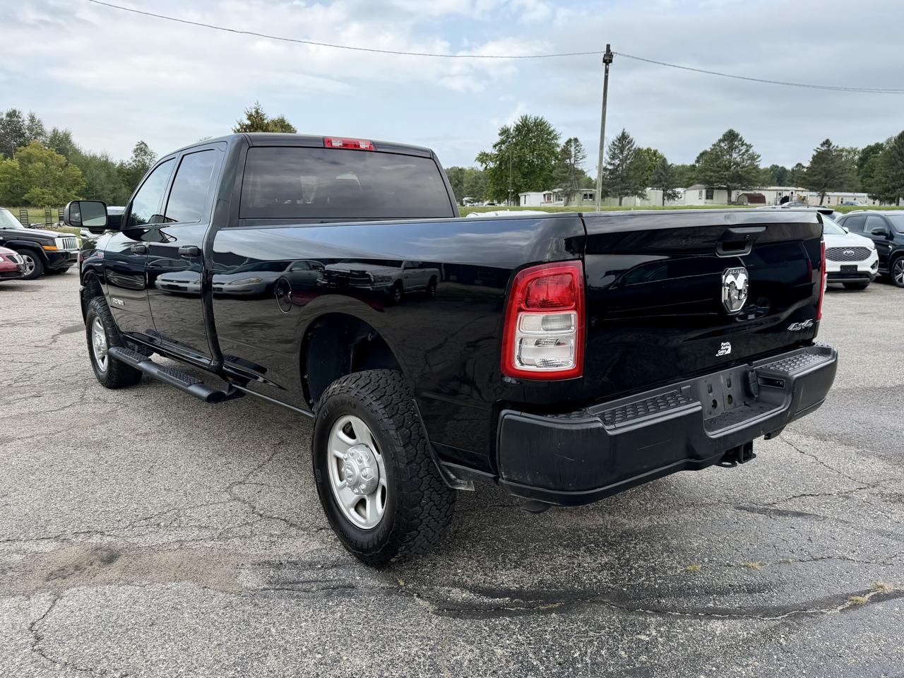 RAM 2500 Tradesman Crew Cab LWB 4WD 2022