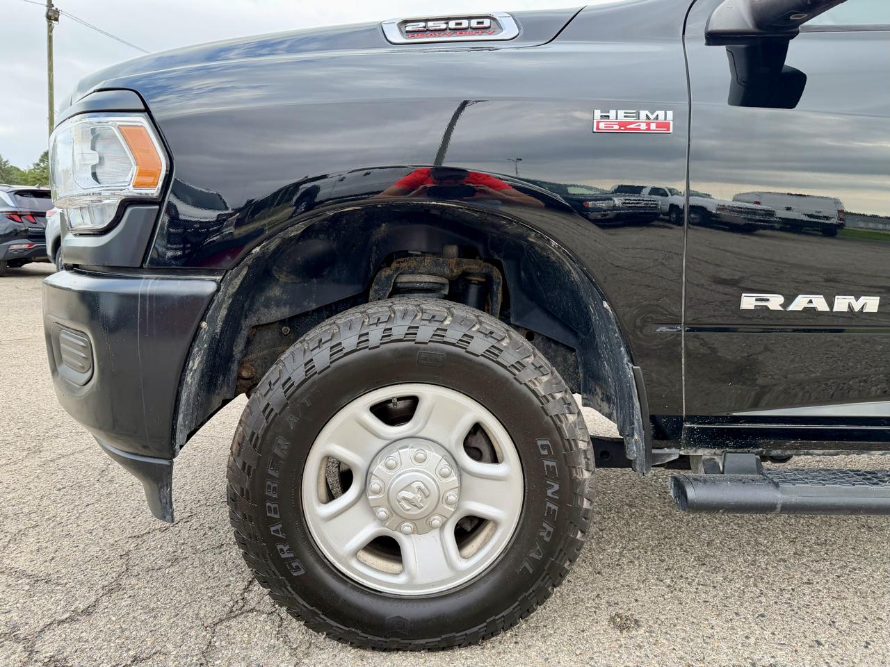 RAM 2500 Tradesman Crew Cab LWB 4WD 2022