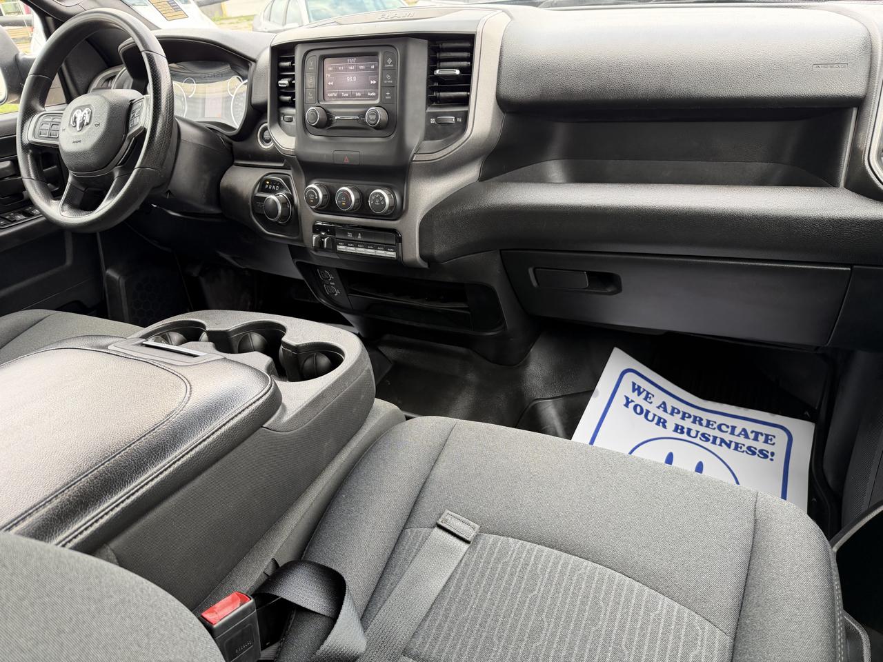 RAM 2500 Tradesman Crew Cab LWB 4WD 2022