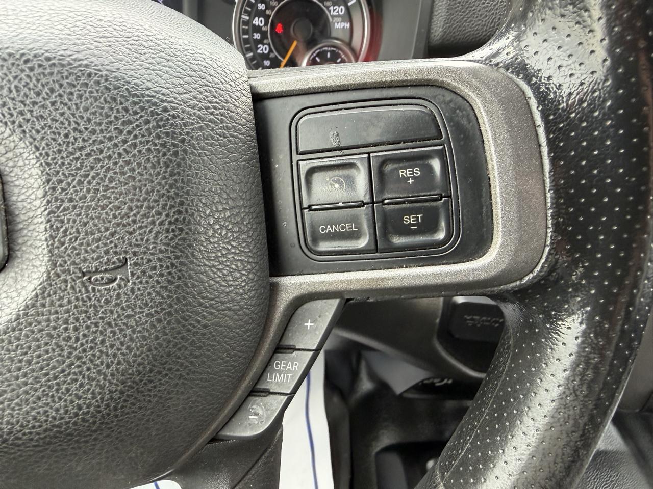 RAM 2500 Tradesman Crew Cab LWB 4WD 2022
