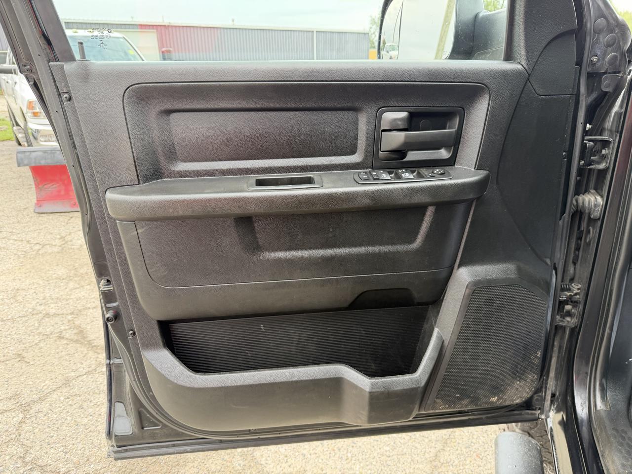 RAM 2500 Tradesman Crew Cab LWB 4WD 2022