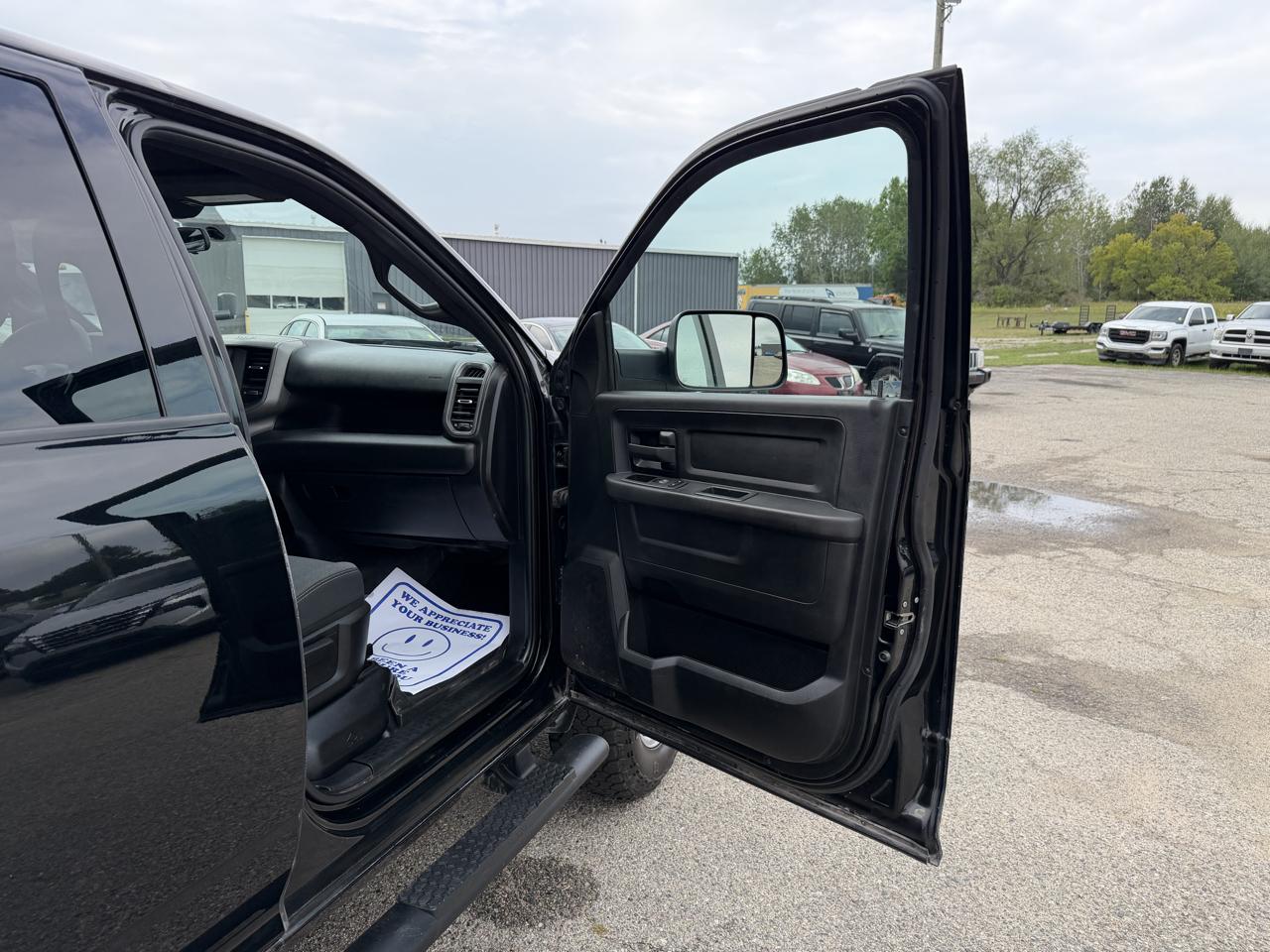 RAM 2500 Tradesman Crew Cab LWB 4WD 2022