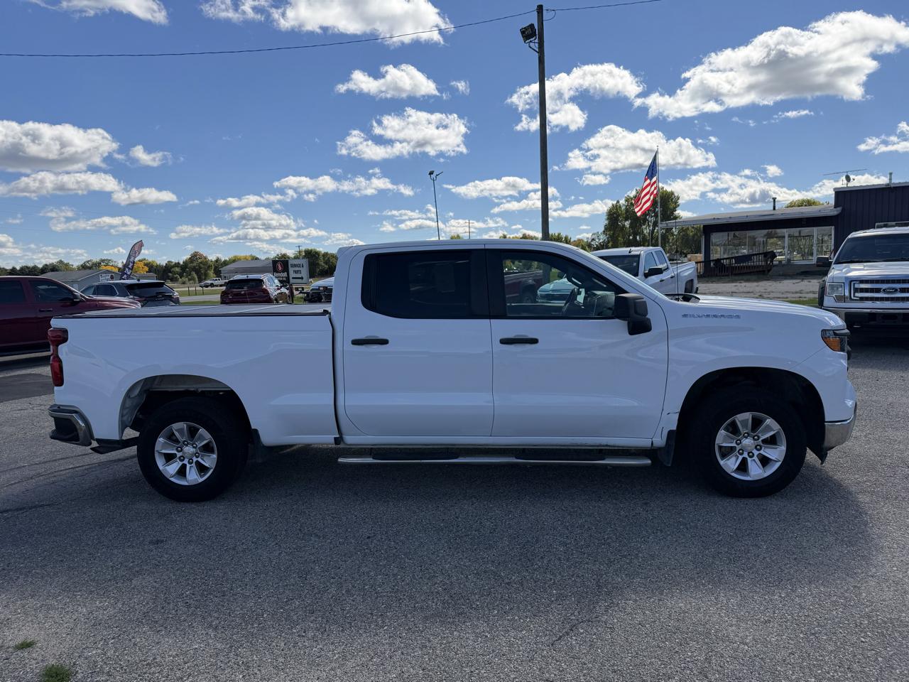 Chevrolet Silverado photo 19