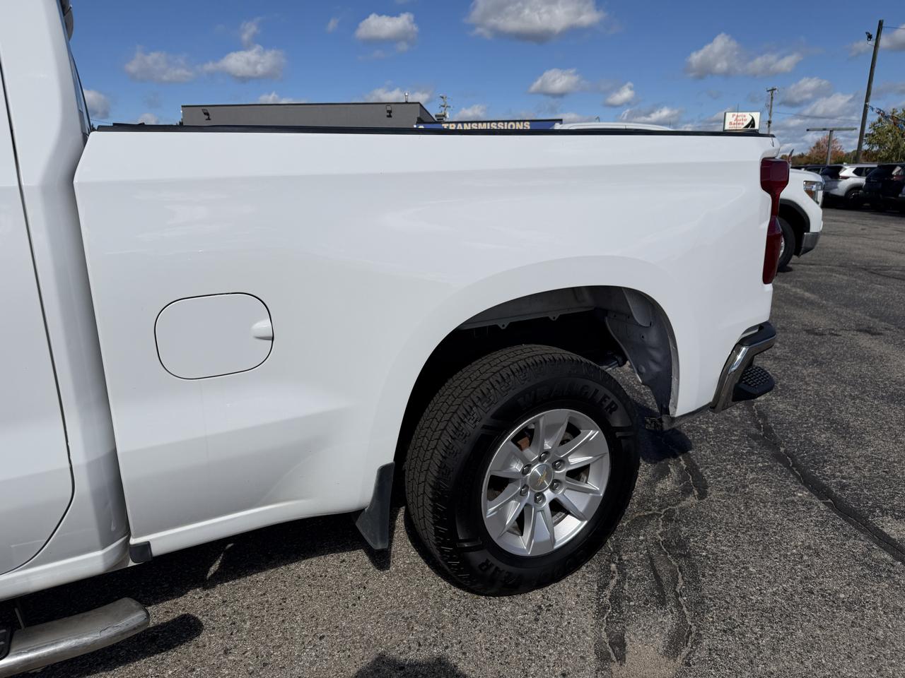 Chevrolet Silverado photo 31