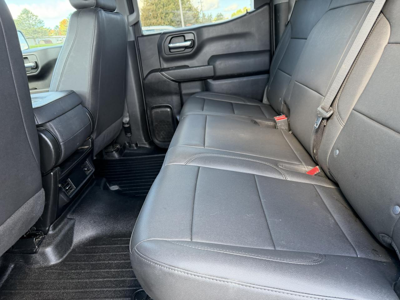 Chevrolet Silverado photo 45