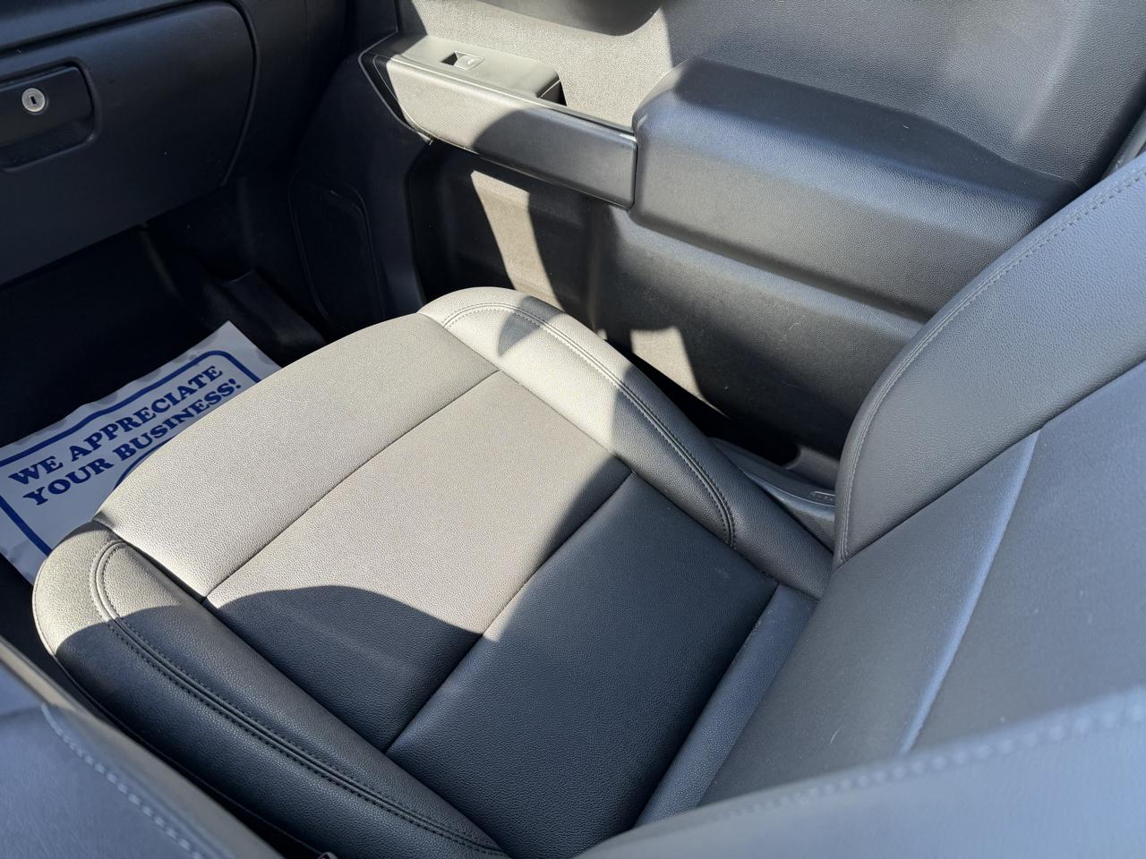 Chevrolet Silverado photo 52