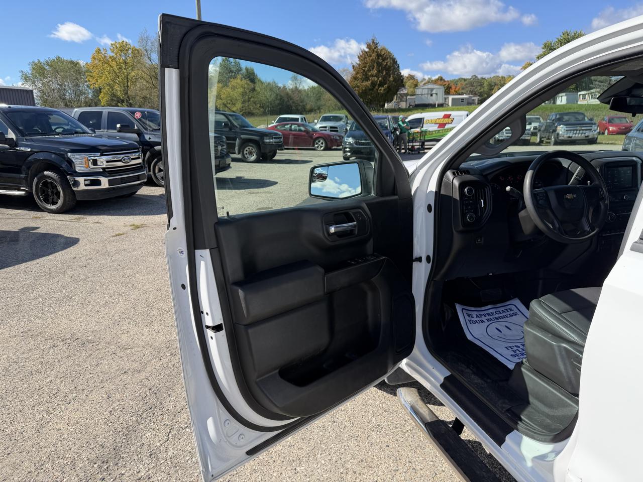 Chevrolet Silverado photo 62