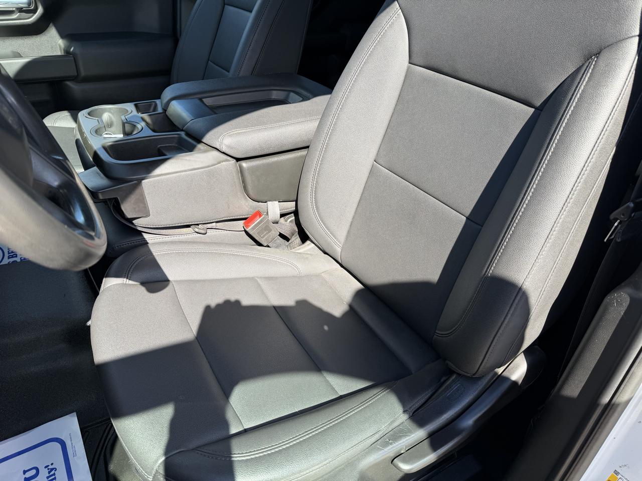 Chevrolet Silverado photo 66