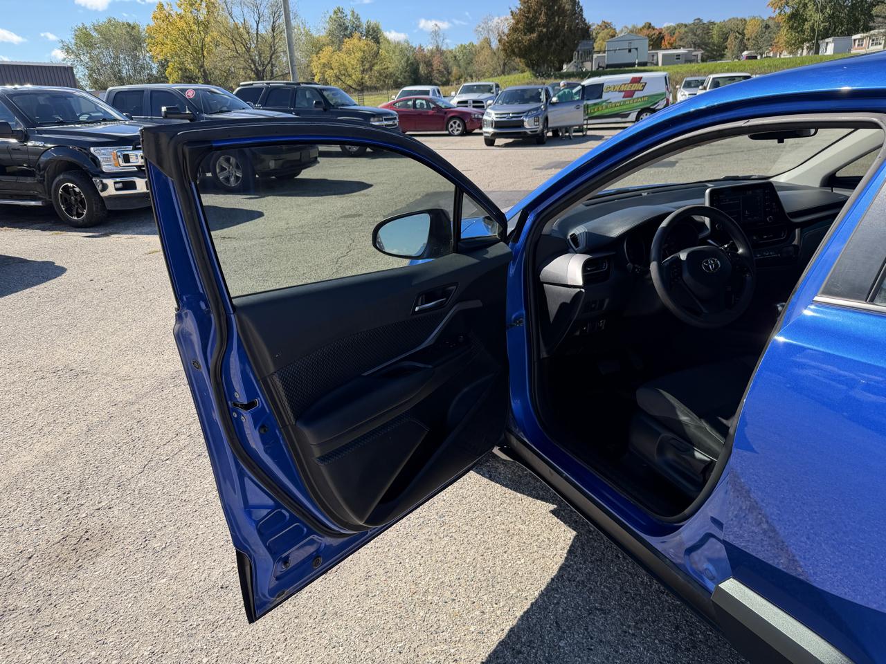 Toyota C-HR XLE 2020