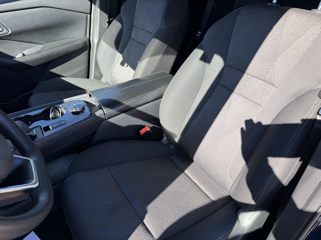Nissan Rogue SV AWD 2024