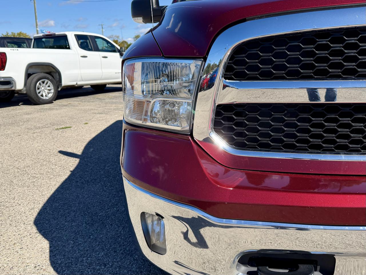 RAM 1500 Classic SLT 4x4 Crew Cab 5'7" Box 2022
