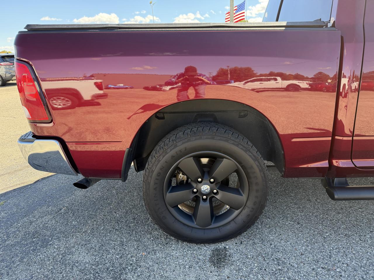 RAM 1500 Classic SLT 4x4 Crew Cab 5'7" Box 2022