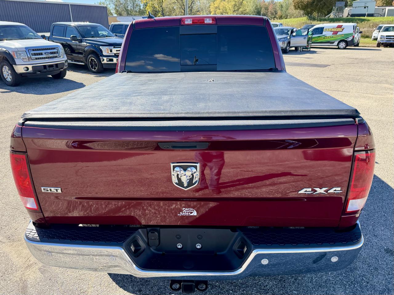 RAM 1500 Classic SLT 4x4 Crew Cab 5'7" Box 2022