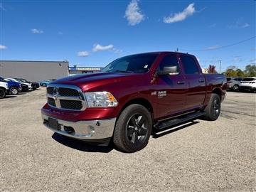 2022 RAM 1500 Classic SLT 4x4 Crew Cab 5'7" Box