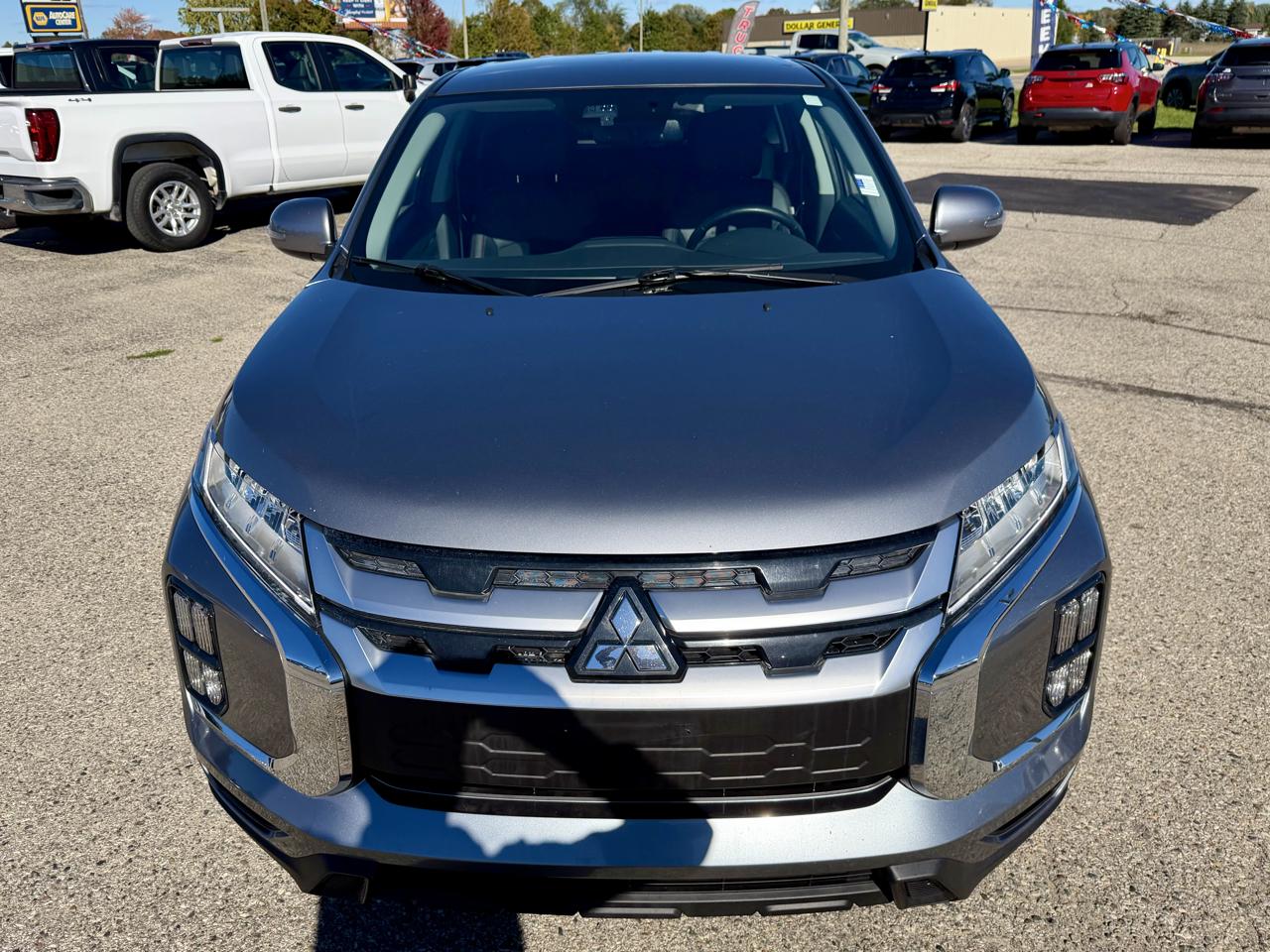 Mitsubishi Outlander Sport 2.0 ES 4WD 2024