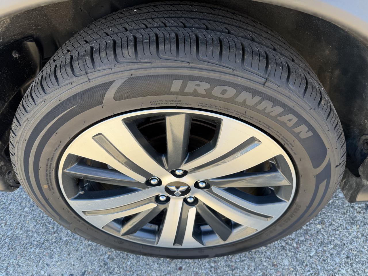 Mitsubishi Outlander Sport 2.0 ES 4WD 2024
