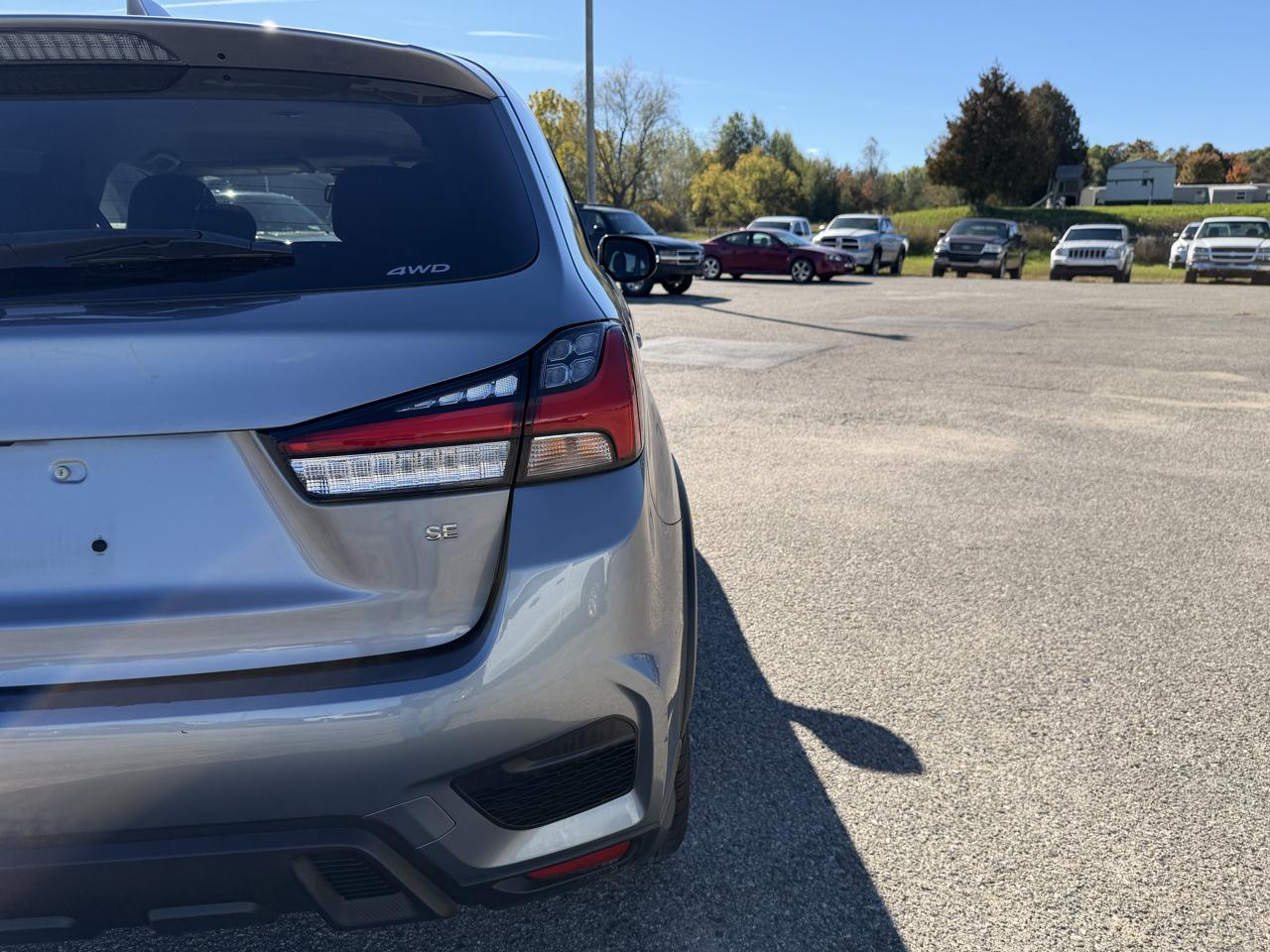 Mitsubishi Outlander Sport 2.0 ES 4WD 2024