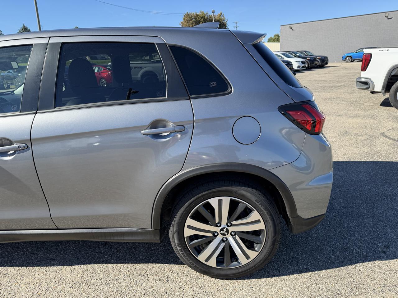 Mitsubishi Outlander Sport 2.0 ES 4WD 2024