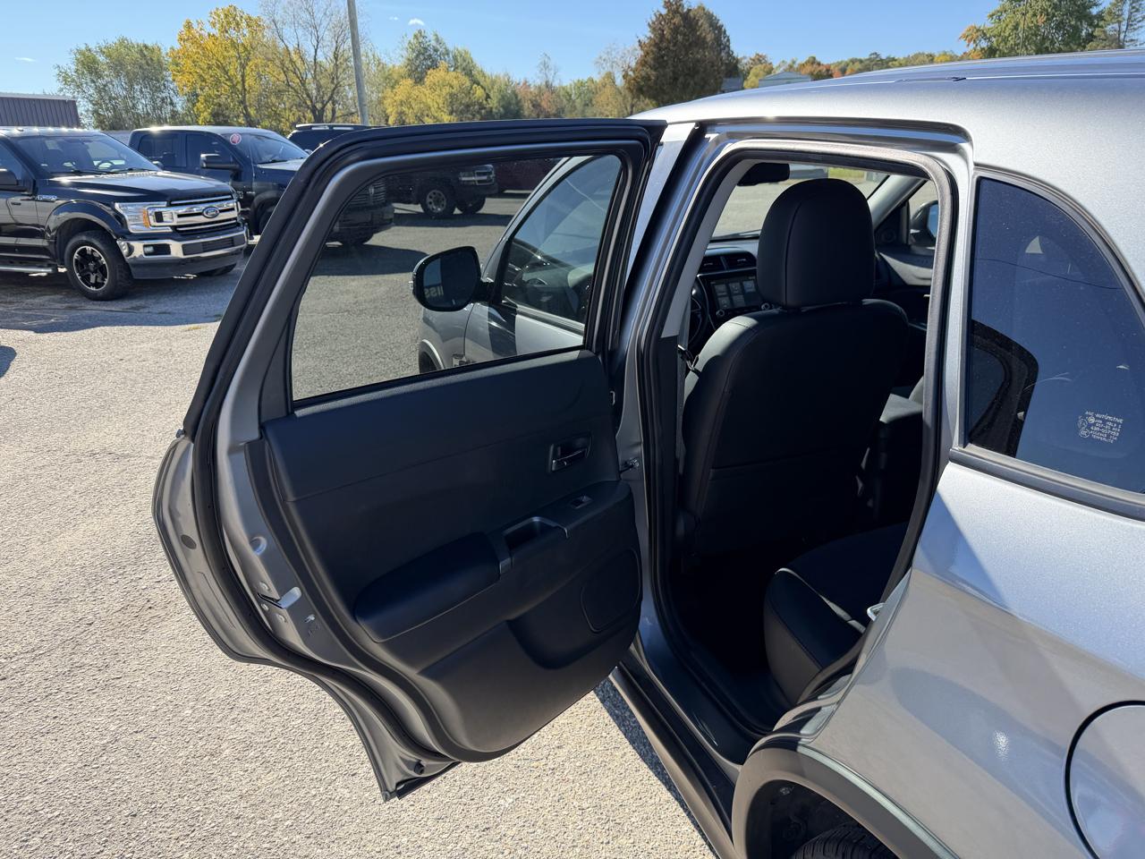 Mitsubishi Outlander Sport 2.0 ES 4WD 2024