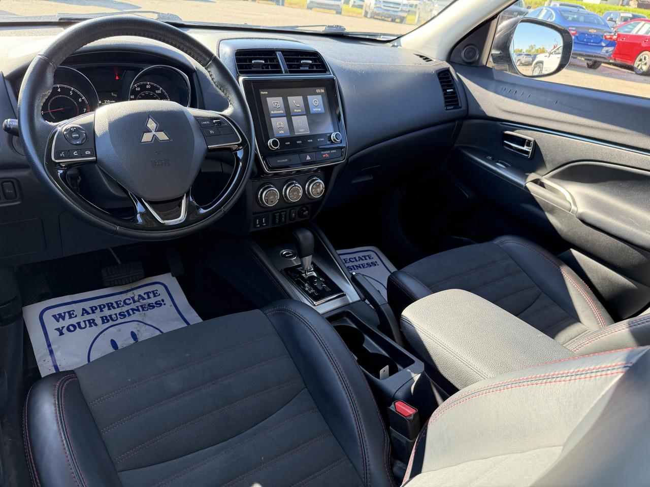 Mitsubishi Outlander Sport 2.0 ES 4WD 2024
