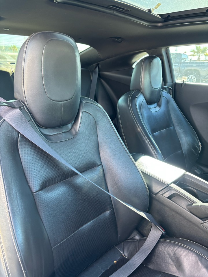 Chevrolet Camaro 2dr Cpe 2LT 2011