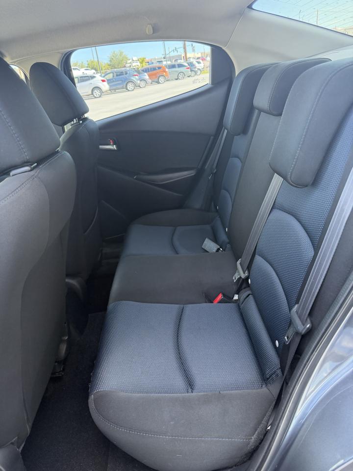 Toyota Yaris iA  2017