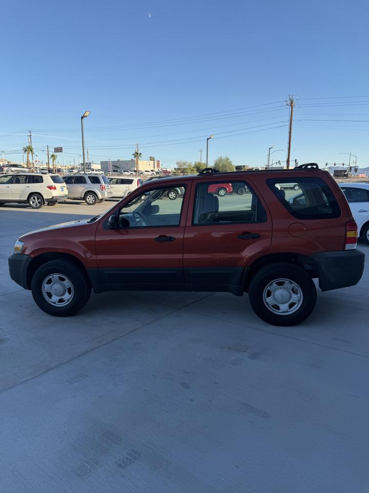 Ford Escape 4dr 2.3L XLS 2006