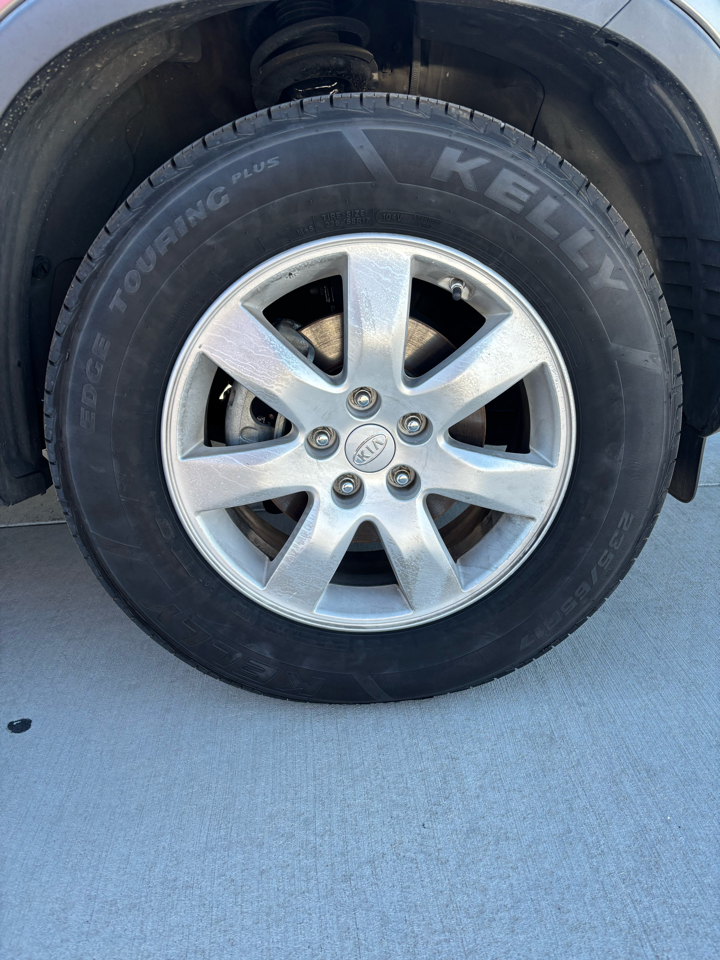 Kia Sorento AWD 4dr I4 LX 2011