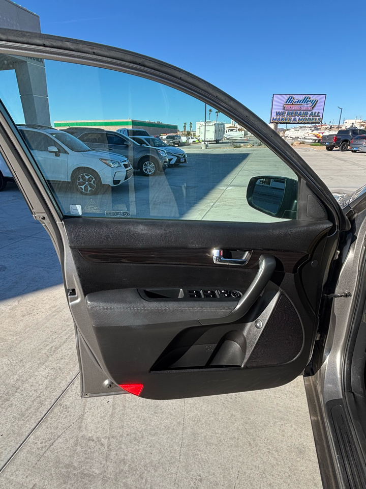 Kia Sorento AWD 4dr I4 LX 2011