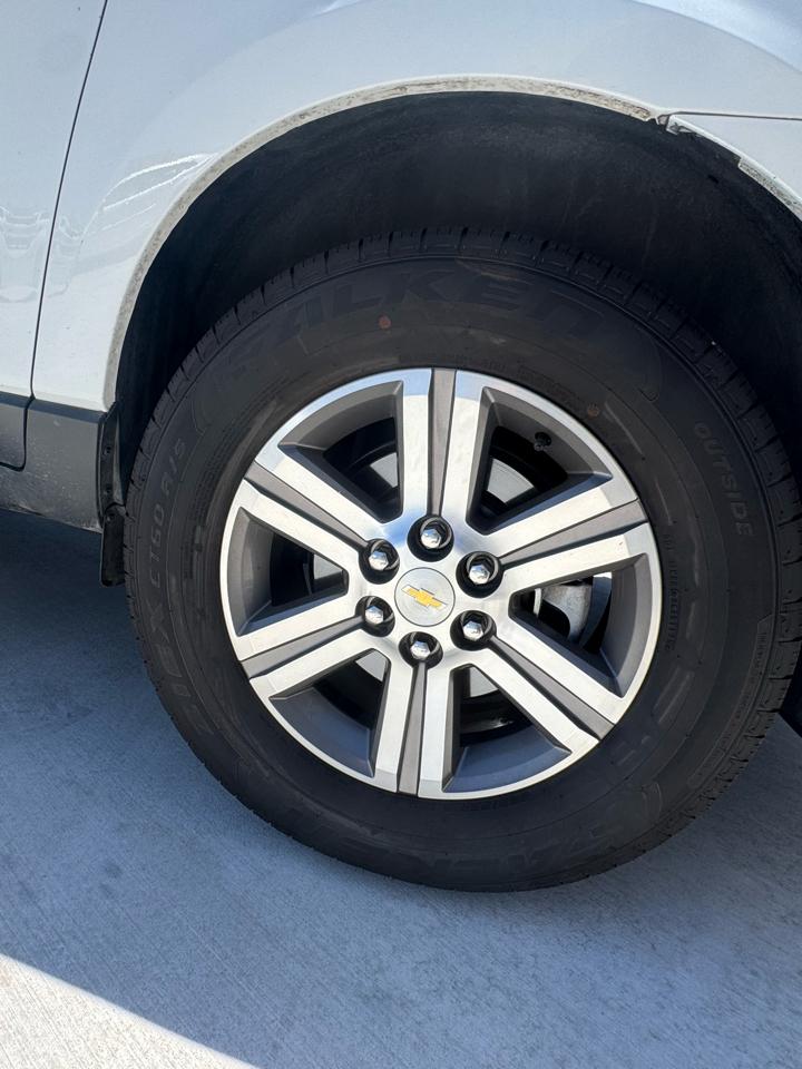 Chevrolet Traverse FWD 4dr LT w/1LT 2017