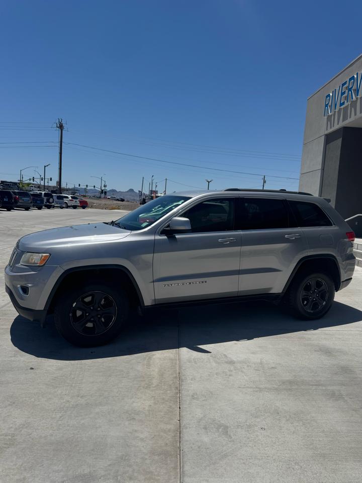 Jeep Grand Cherokee 4WD 4dr Laredo 2016