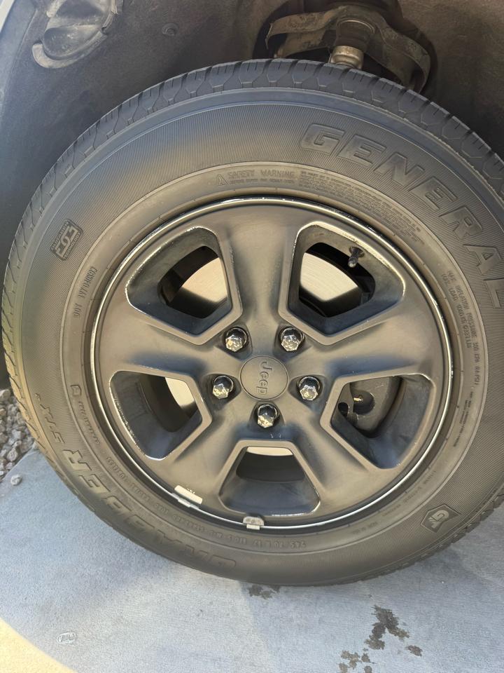Jeep Grand Cherokee 4WD 4dr Laredo 2016