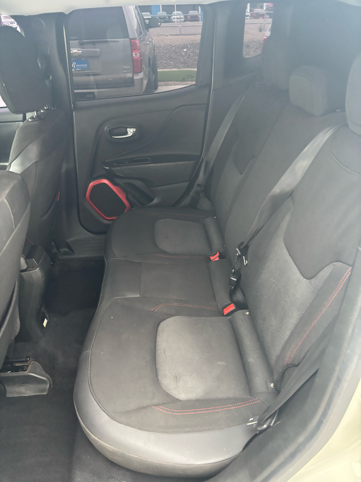 Jeep Renegade 4WD 4dr Trailhawk 2016