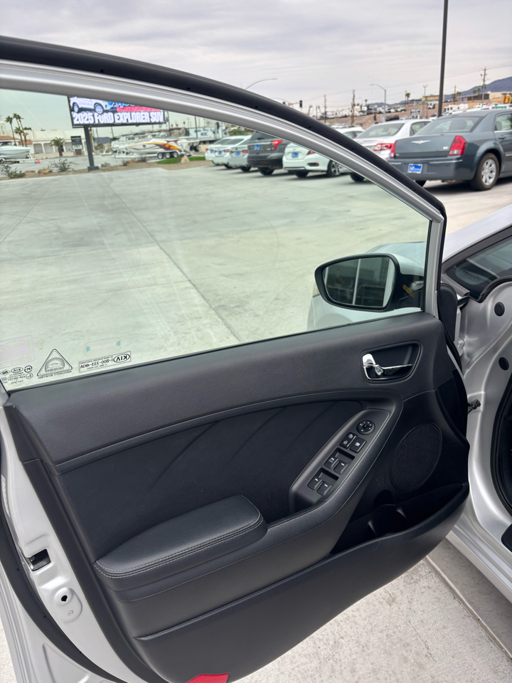 Kia Forte 4dr Sdn Auto LX 2016