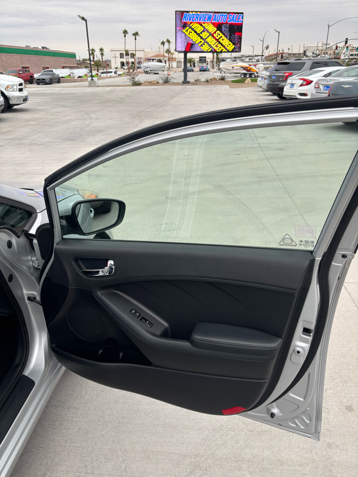 Kia Forte 4dr Sdn Auto LX 2016