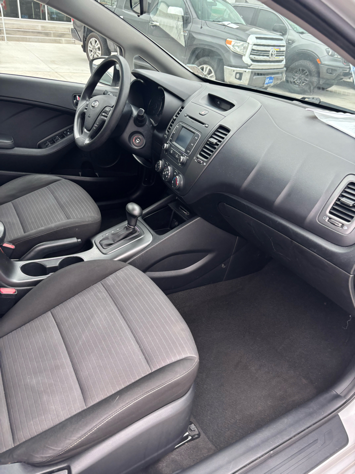 Kia Forte 4dr Sdn Auto LX 2016