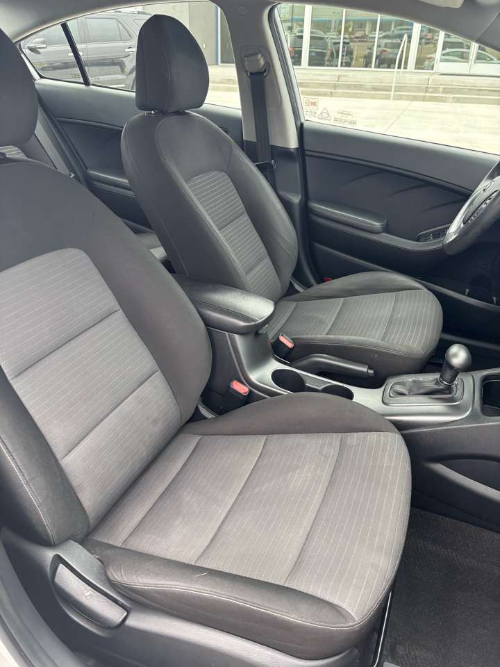 Kia Forte 4dr Sdn Auto LX 2016