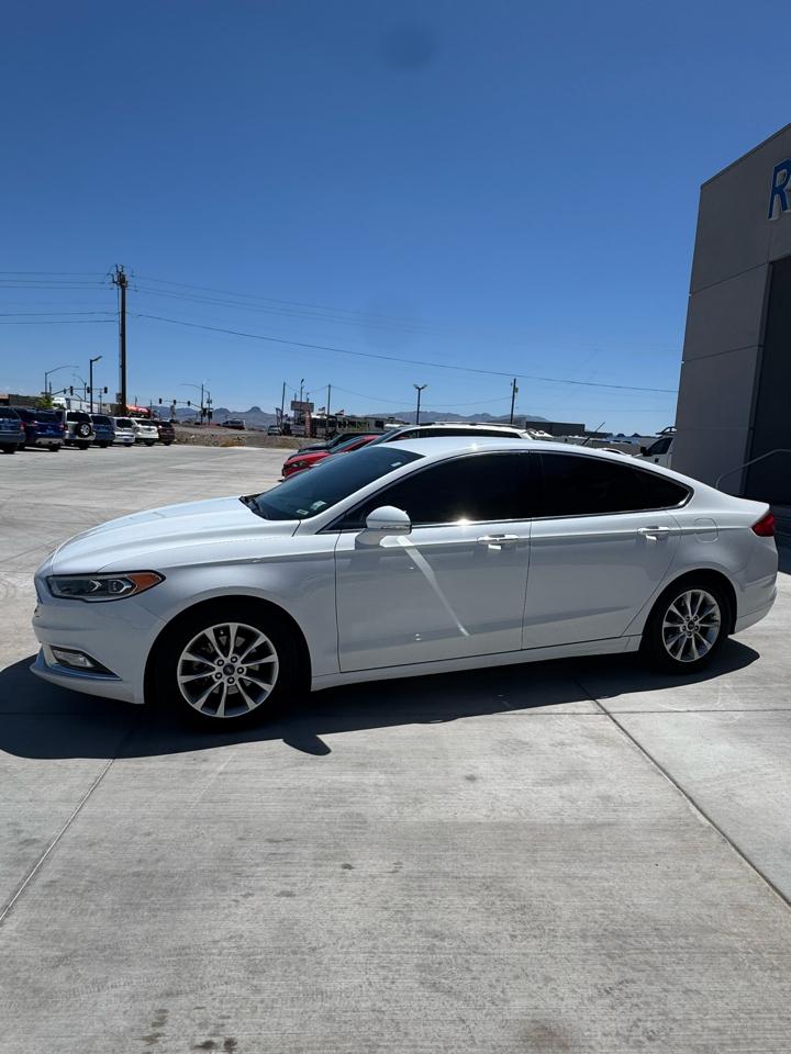 Ford Fusion SE FWD 2017