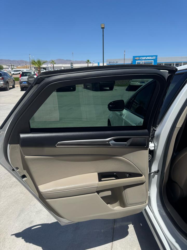 Ford Fusion SE FWD 2017