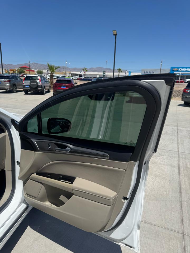 Ford Fusion SE FWD 2017