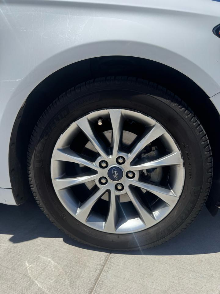 Ford Fusion SE FWD 2017