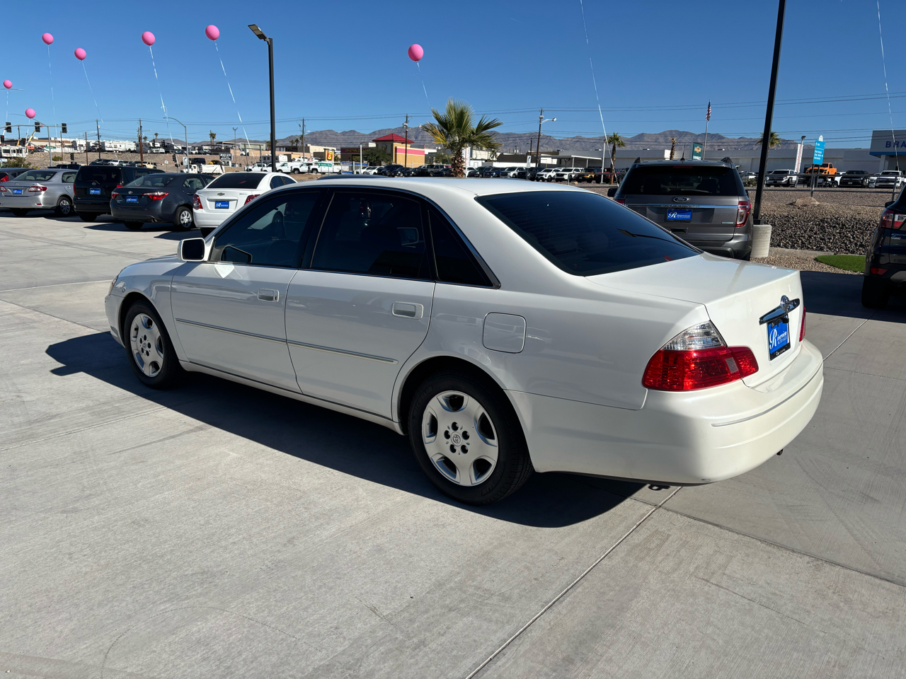 Toyota Avalon 4dr Sdn XL w/Bucket Seats 2004